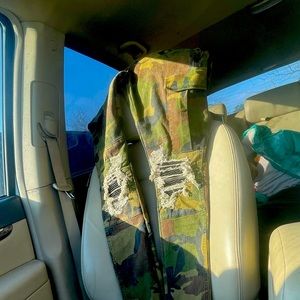 Size 30/32 amiri jeans